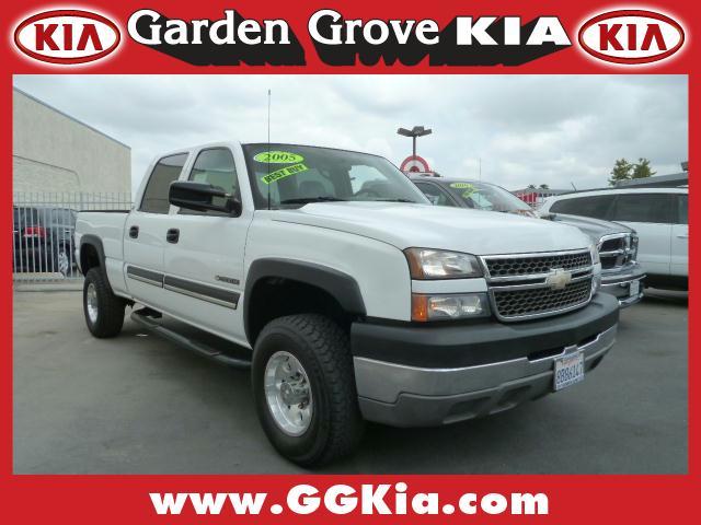 Photo of 2005 Chevrolet Silverado 2500HD