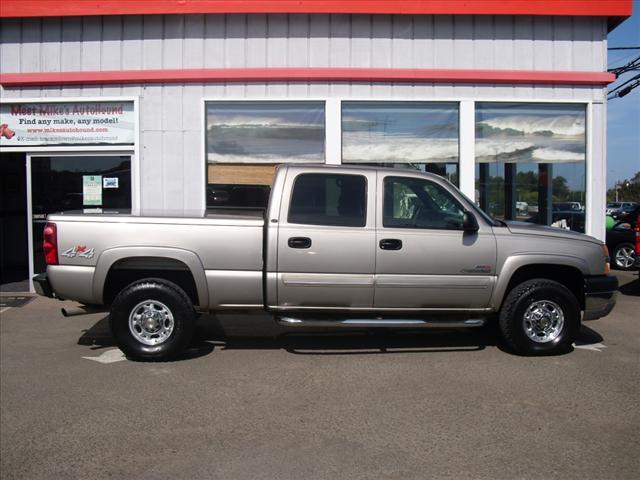 Photo of 2003 Chevrolet Silverado 2500HD