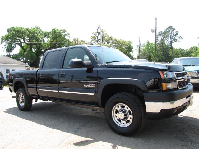 Photo of 2005 Chevrolet Silverado 2500HD