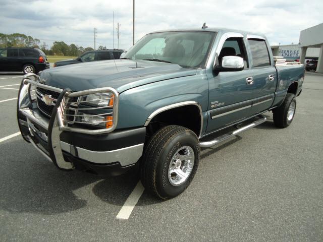 Photo of 2006 Chevrolet Silverado 2500HD