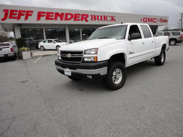 Photo of 2006 Chevrolet Silverado 2500