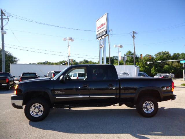 Photo of 2006 Chevrolet Silverado 2500HD