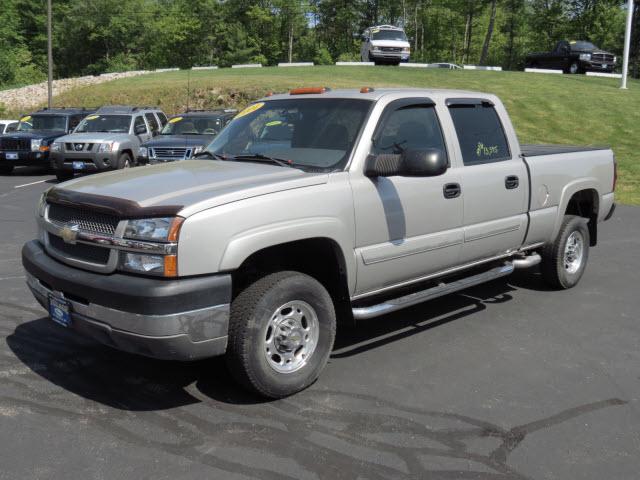 Photo of 2004 Chevrolet Silverado 2500HD