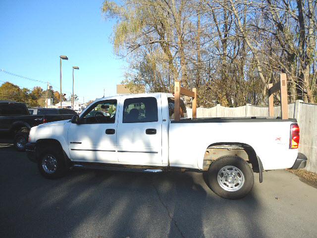 Photo of 2005 Chevrolet Silverado 2500HD