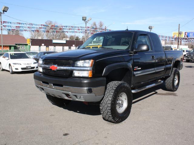 Photo of 2003 Chevrolet Silverado 2500HD