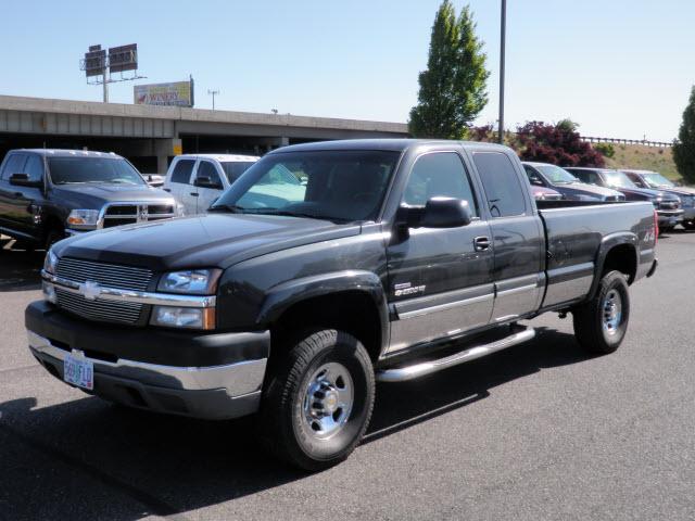 Photo of 2003 Chevrolet Silverado 2500HD
