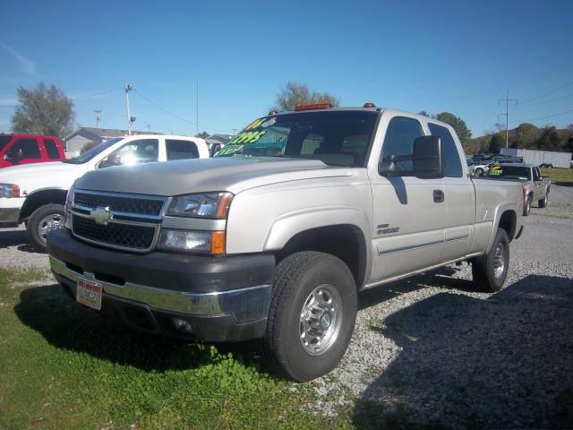 Photo of 2006 Chevrolet Silverado 2500