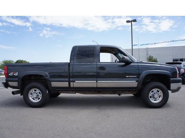Photo of 2003 Chevrolet Silverado 2500HD