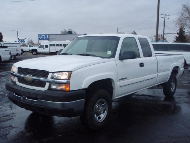 Photo of 2004 Chevrolet Silverado 2500HD