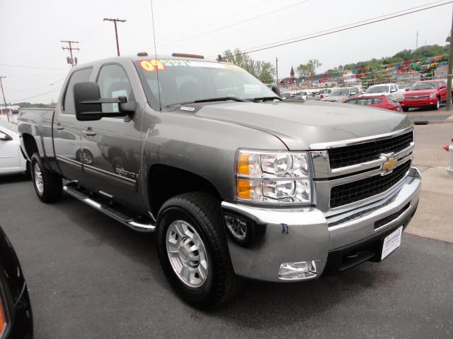 Photo of 2009 Chevrolet Silverado 2500HD