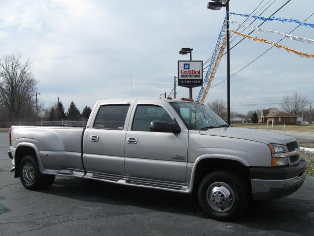 Photo of 2004 Chevrolet Silverado 3500