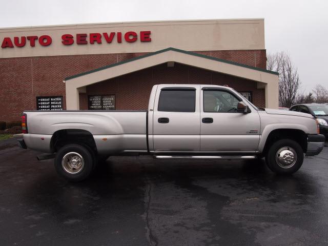 Photo of 2005 Chevrolet Silverado 3500