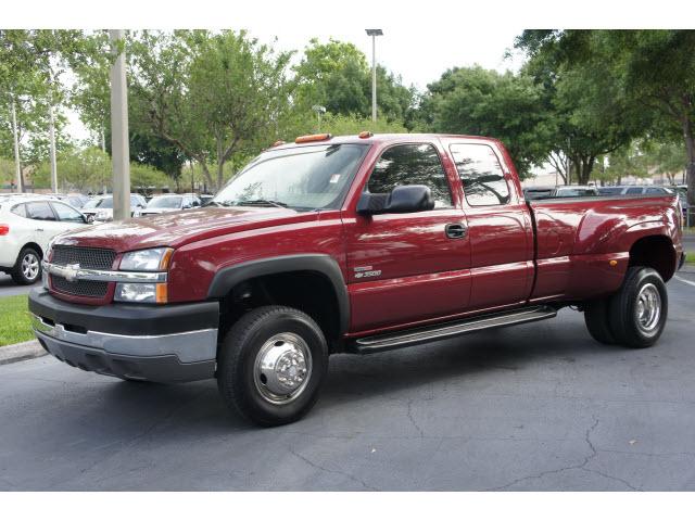 Photo of 2004 Chevrolet Silverado 3500