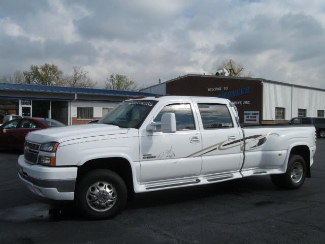 Photo of 2006 Chevrolet Silverado 3500