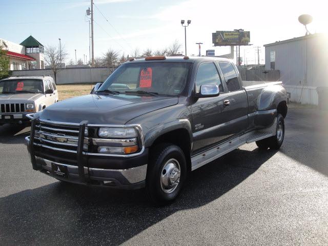 Photo of 2001 Chevrolet Silverado 3500