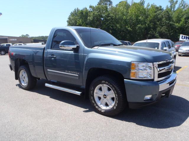 Photo of 2011 Chevrolet Silverado 1500
