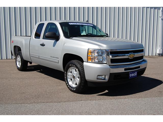Photo of 2011 Chevrolet Silverado 1500