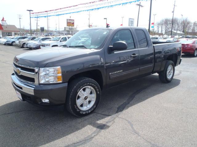 Photo of 2011 Chevrolet Silverado 1500
