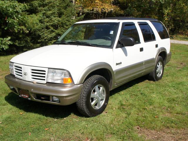 Photo of 2000 Oldsmobile Bravada