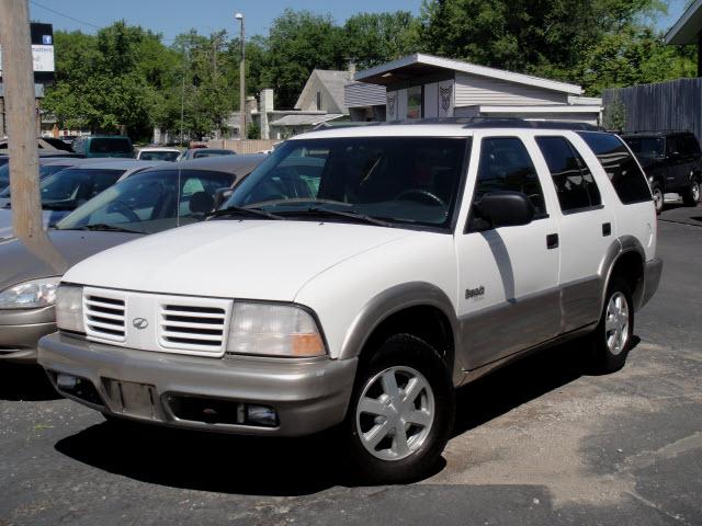 Photo of 2000 Oldsmobile Bravada