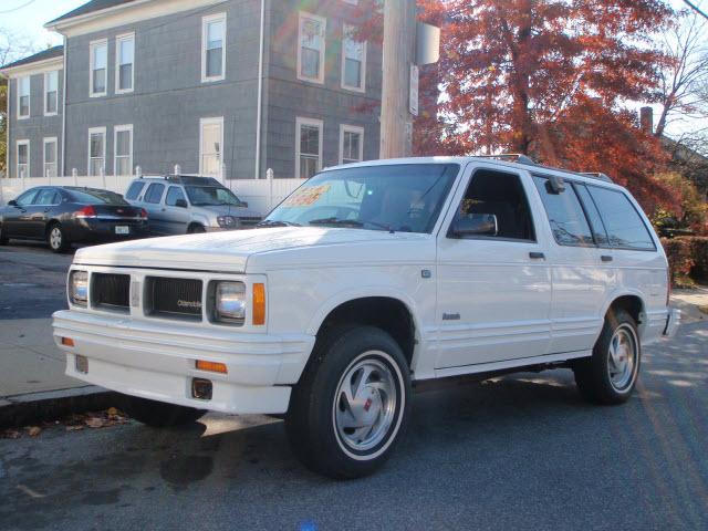 Photo of 1993 Oldsmobile Bravada
