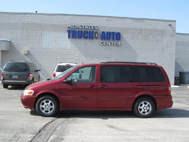 Photo of 2002 Oldsmobile Silhouette