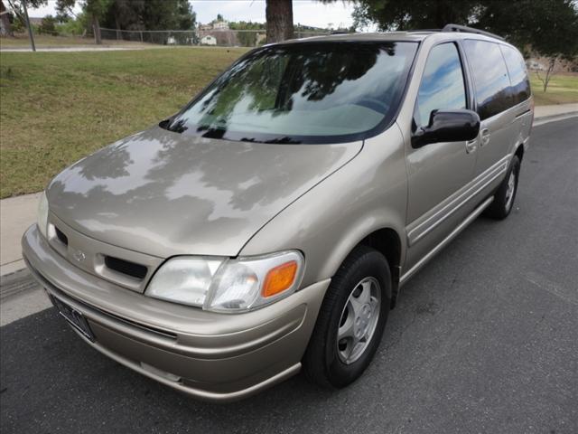 Photo of 1998 Oldsmobile Silhouette