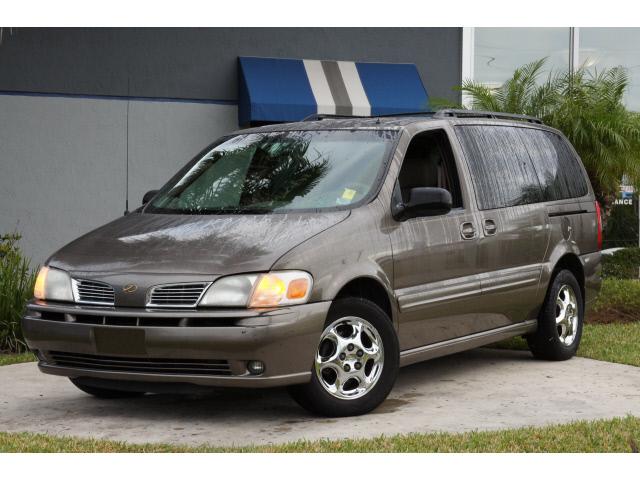 Photo of 2002 Oldsmobile Silhouette