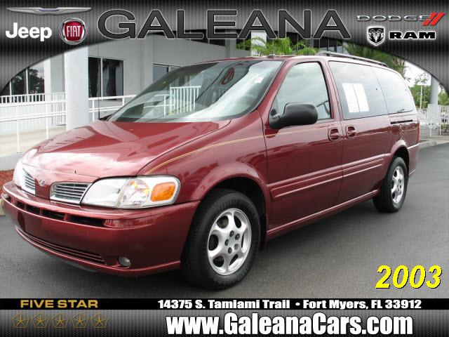 Photo of 2003 Oldsmobile Silhouette