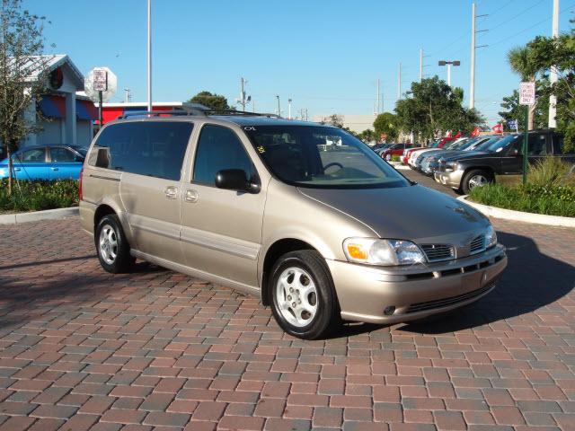 Photo of 2001 Oldsmobile Silhouette