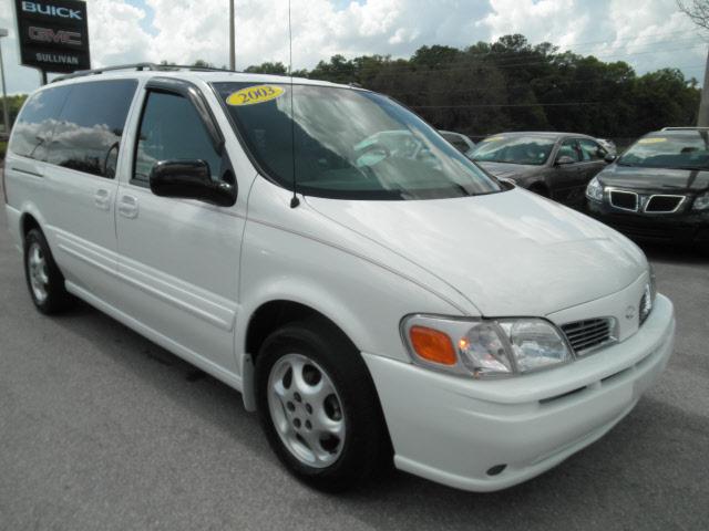 Photo of 2003 Oldsmobile Silhouette