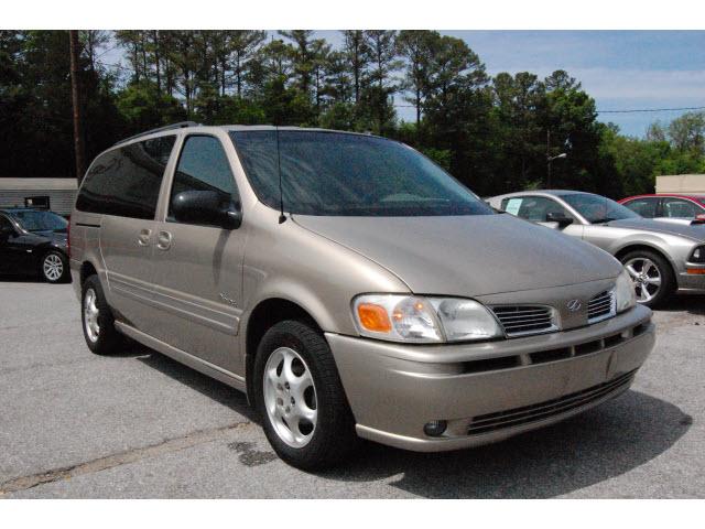 Photo of 2003 Oldsmobile Silhouette