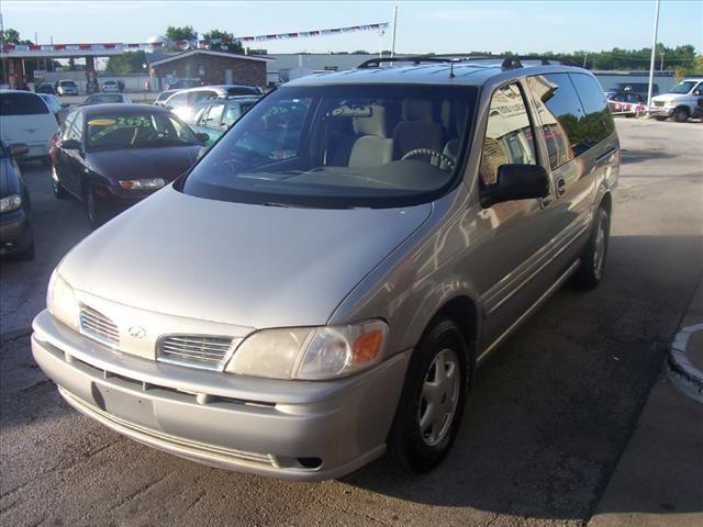 Photo of 2001 Oldsmobile Silhouette
