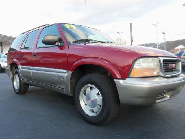 Photo of 1999 GMC Jimmy