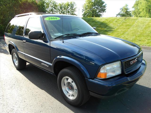 Photo of 2000 GMC Jimmy