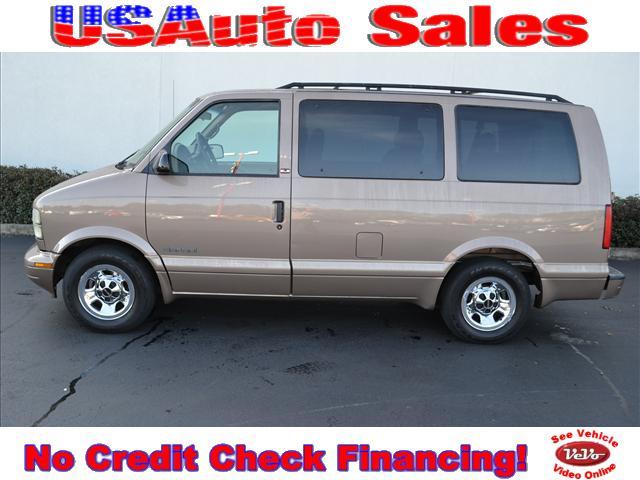 Photo of 2002 GMC Safari