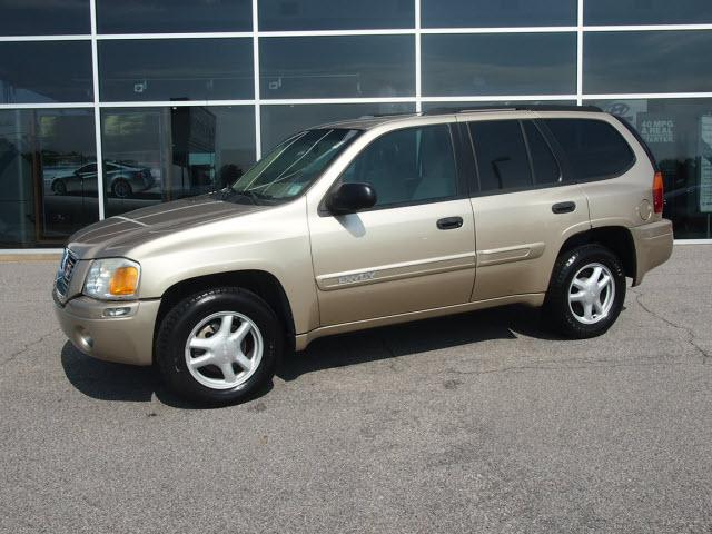 Photo of 2004 GMC Envoy
