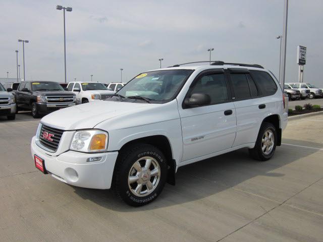 Photo of 2002 GMC Envoy