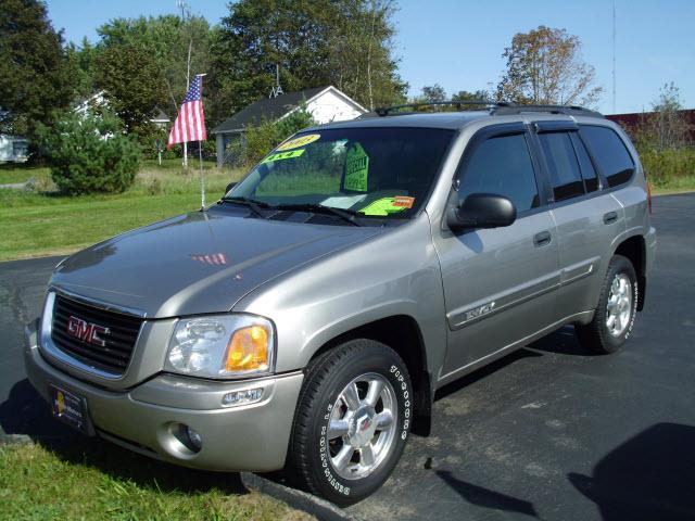 Photo of 2003 GMC Envoy