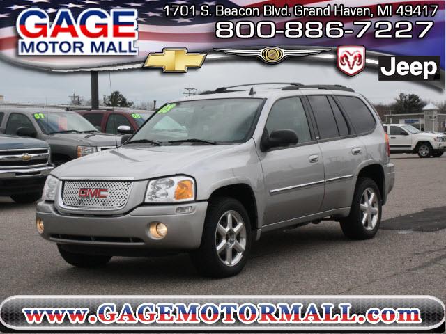 Photo of 2008 GMC Envoy