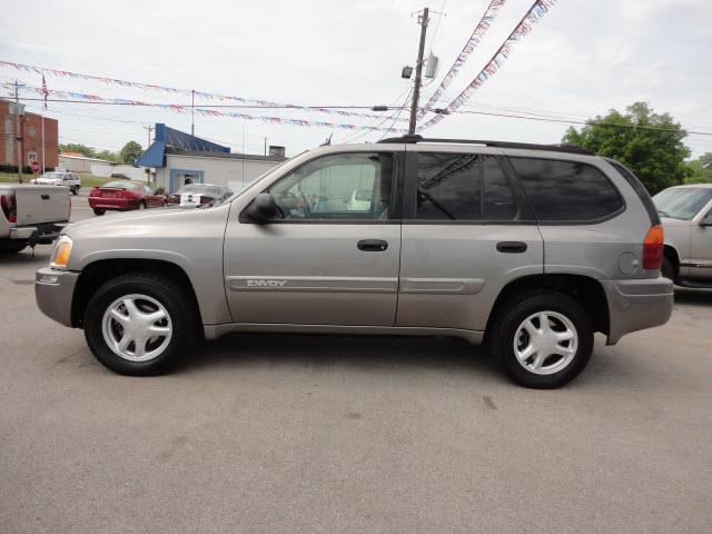 Photo of 2005 GMC Envoy