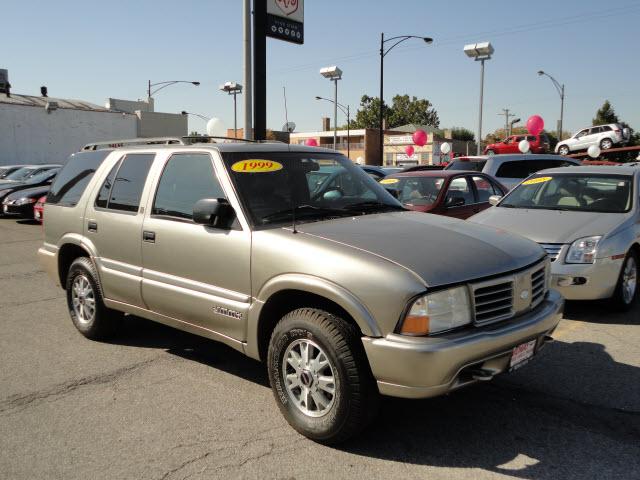 Photo of 1999 GMC Jimmy