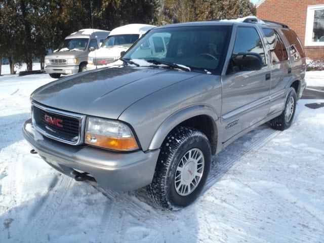 Photo of 2000 GMC Jimmy