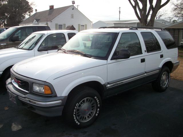 Photo of 1995 GMC JIMMY