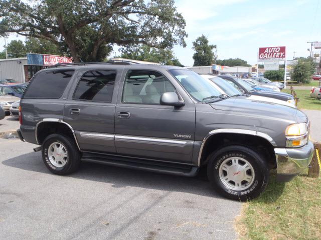 Photo of 2002 GMC Yukon