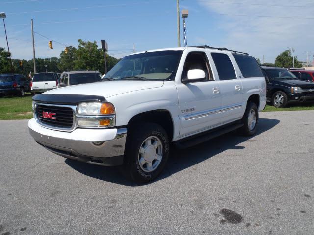 Photo of 2004 GMC Yukon XL