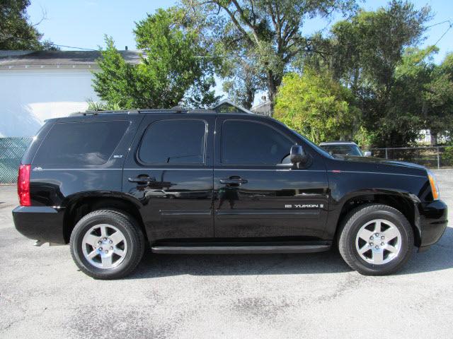 Photo of 2009 GMC Yukon
