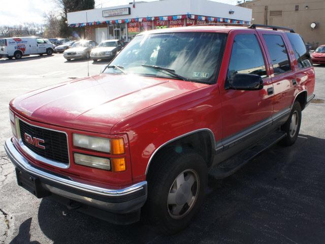 Photo of 1999 GMC Yukon