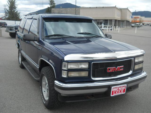 Photo of 1996 GMC YUKON