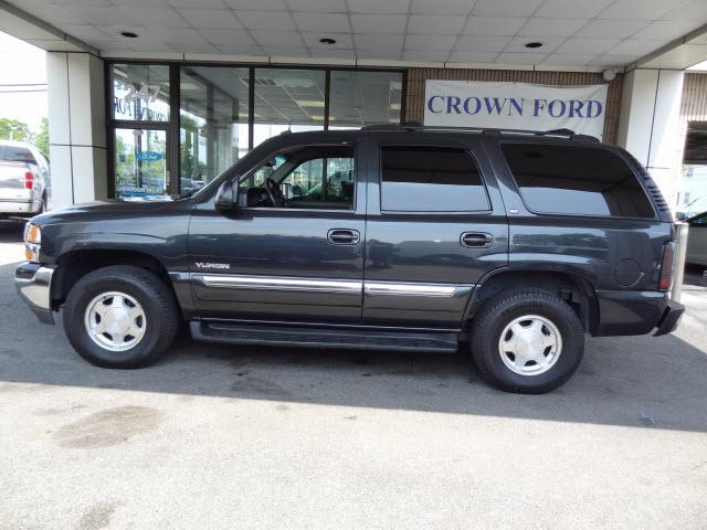Photo of 2003 GMC Yukon